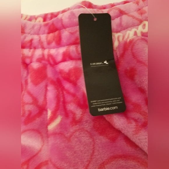 NWT Barbie Pink Graphic Shorts Soft Fleece Size Large - Picture 14 of 14